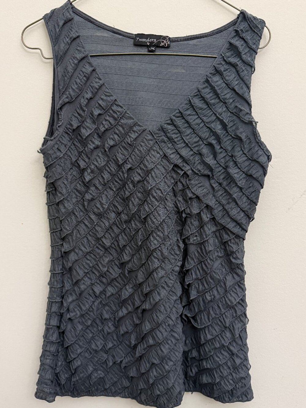 7 Wonders Dressy Ruffle Sleeveless Tank Top in Gray - Size Medium